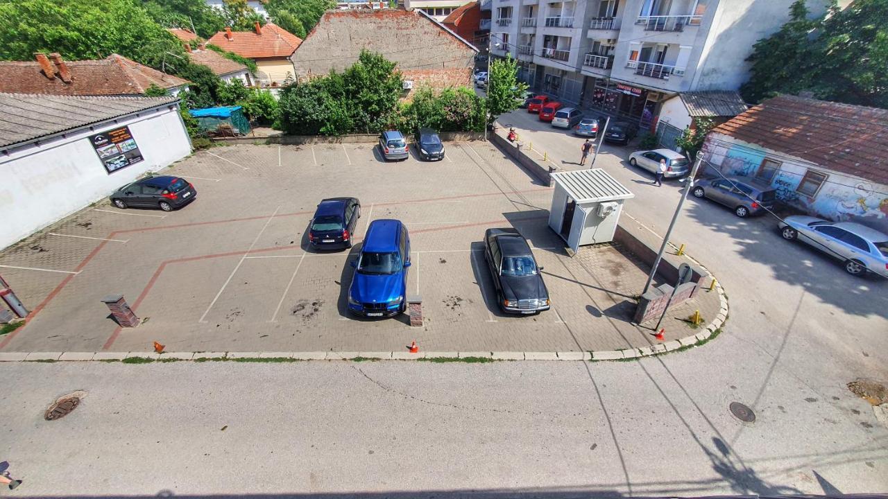 Castello Inn Smederevska Palanka Exterior foto